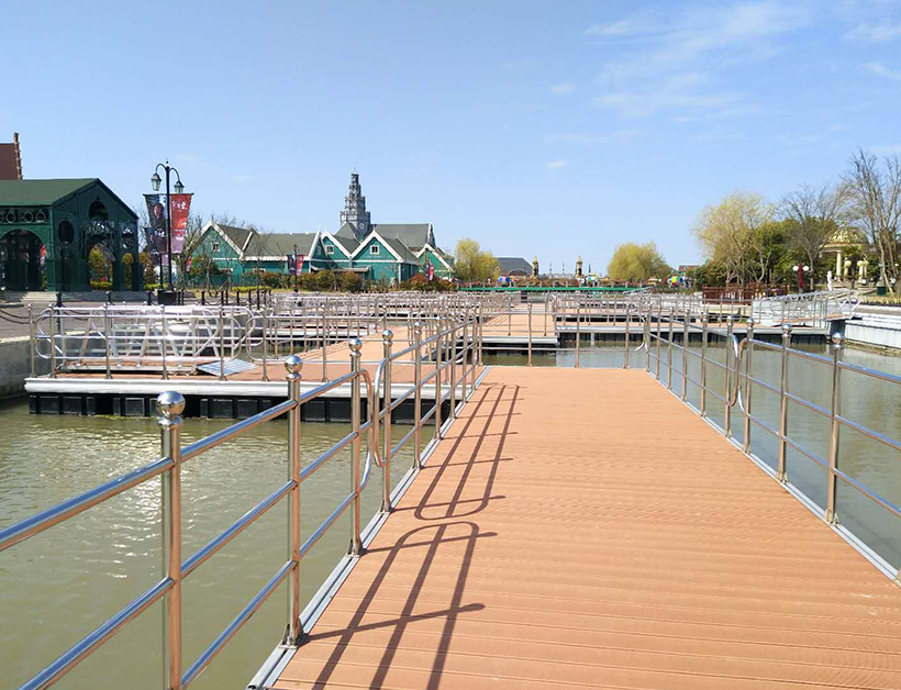 大丰荷兰花海浮箱码头